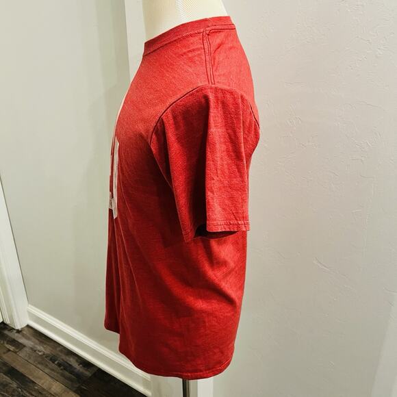 Fanatics Men's T-Shirt University of Oklahoma Sooners OU Red Size Medium - Picture 2 of 4